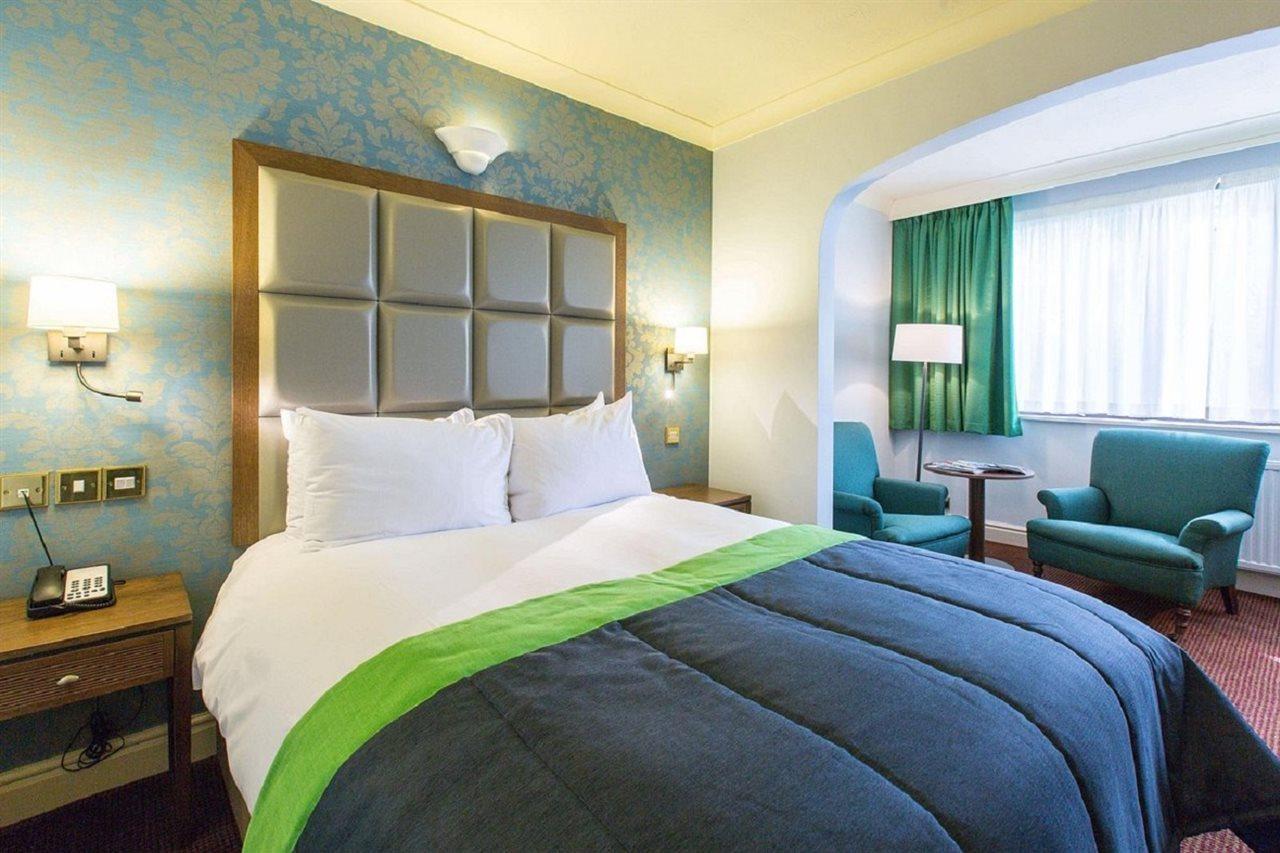 Stratford Manor Hotel Bagian luar foto
