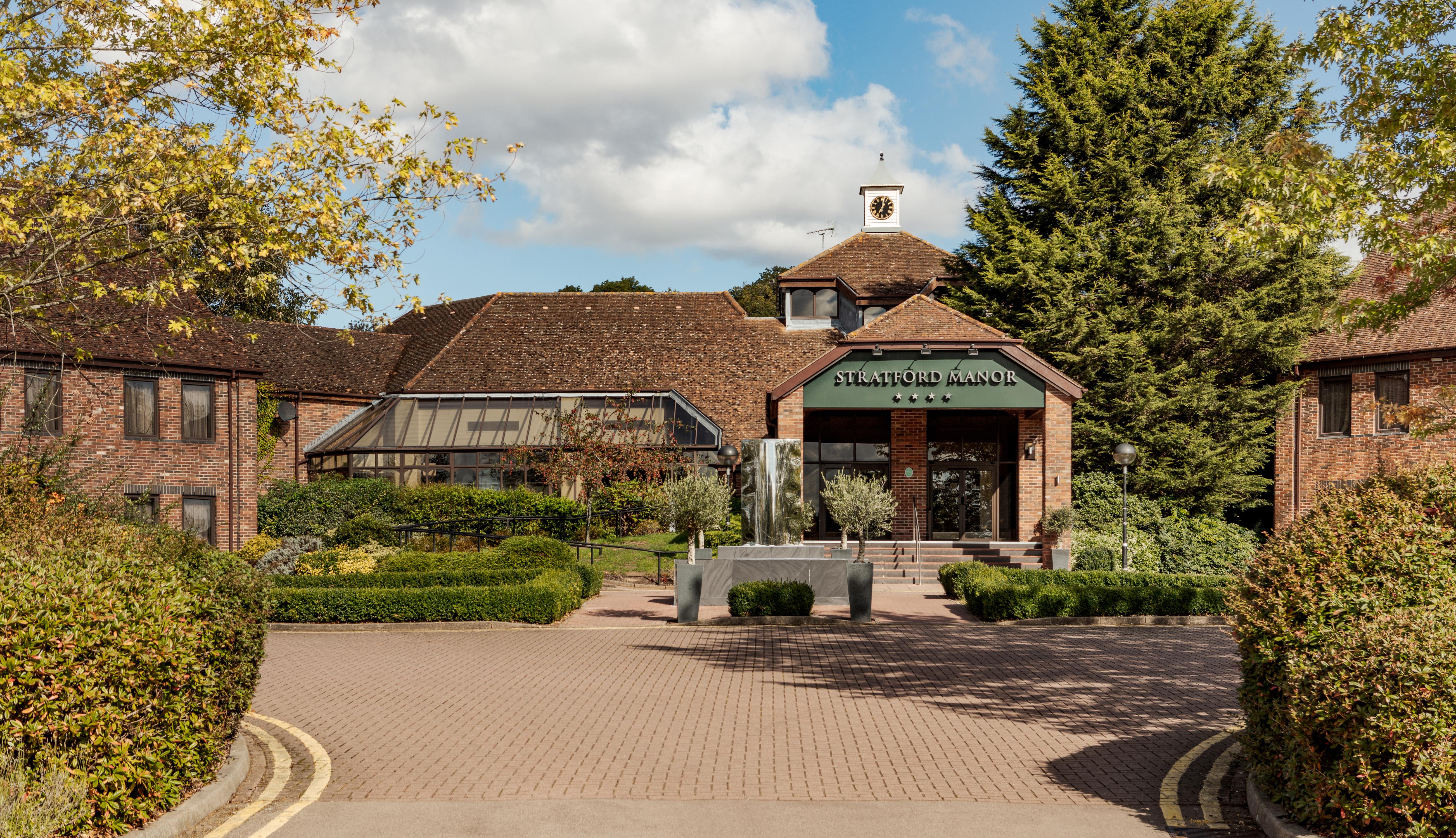 Stratford Manor Hotel Bagian luar foto