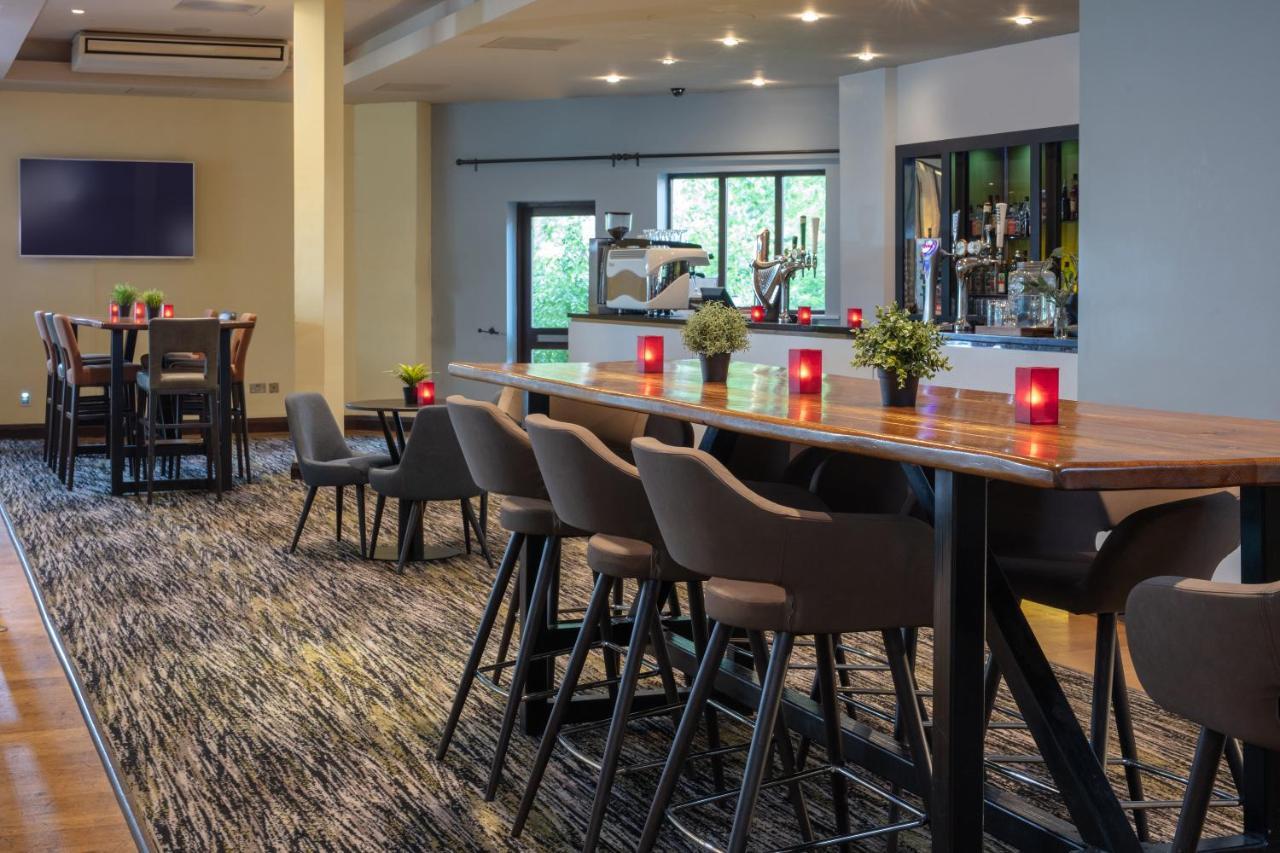 Stratford Manor Hotel Bagian luar foto