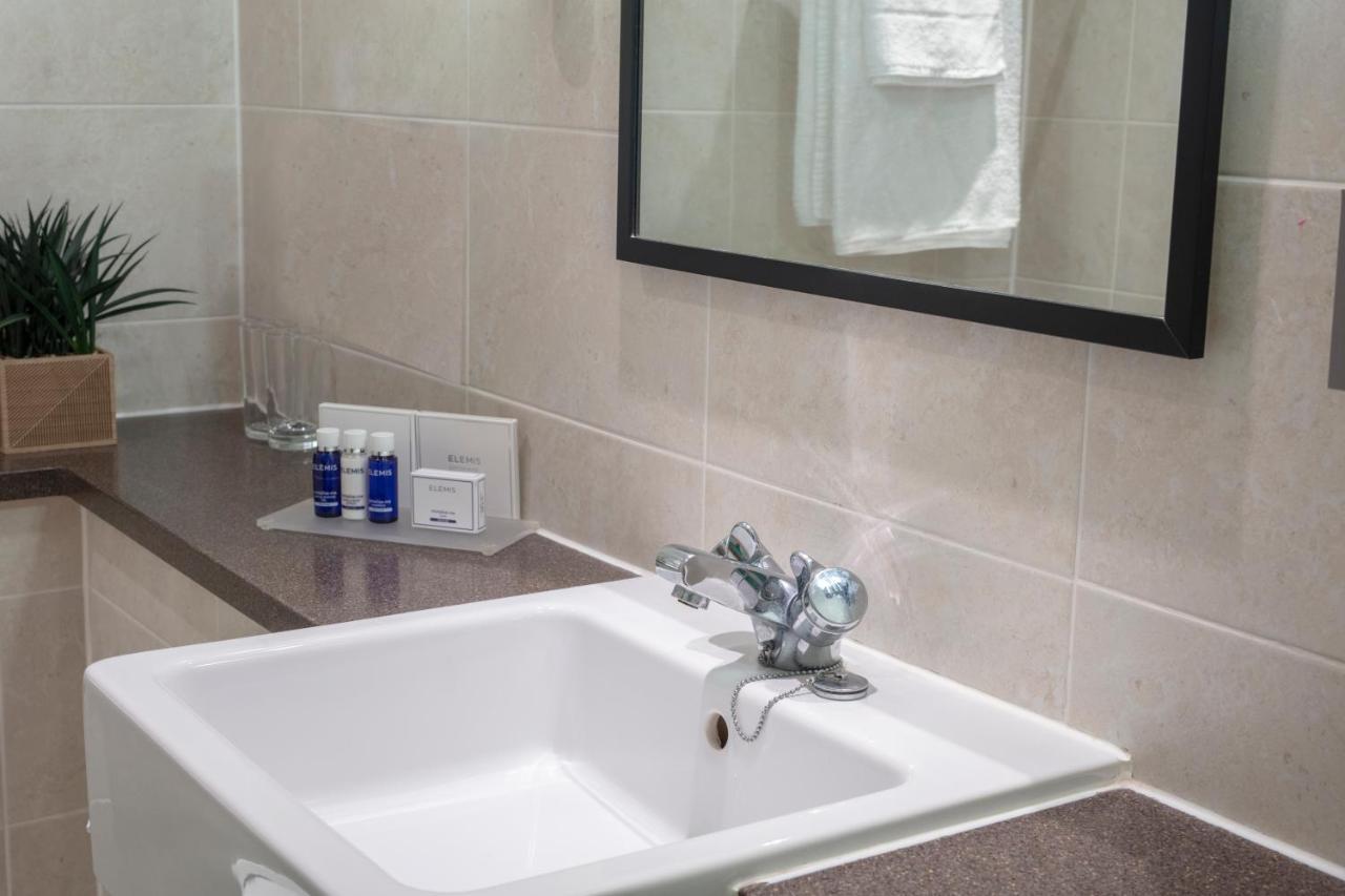 Stratford Manor Hotel Bagian luar foto